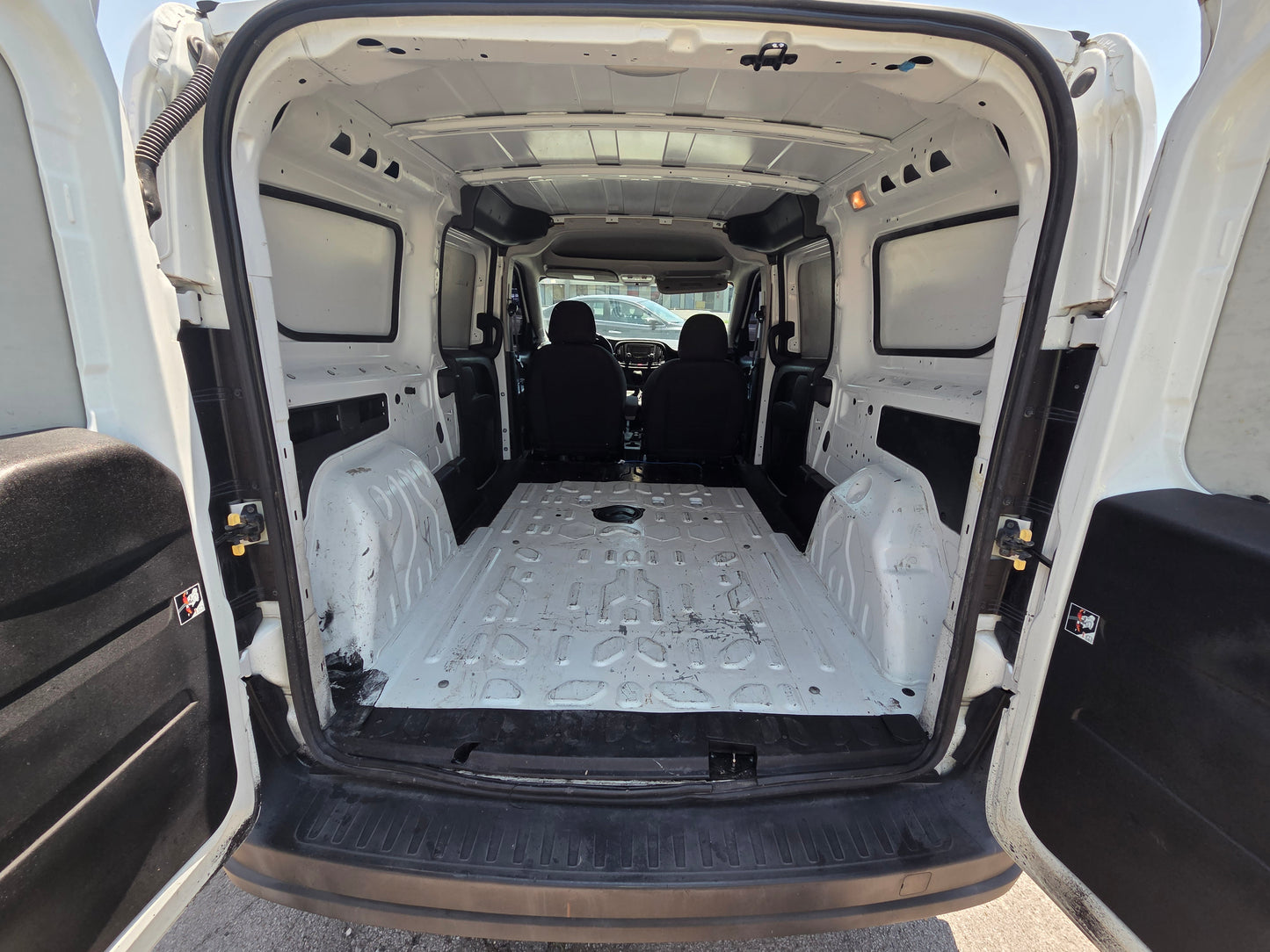 2015 ram pro master